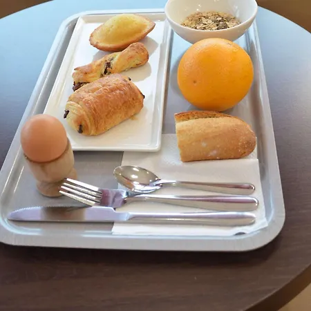 Ibis Guingamp Coeur De Bretagne