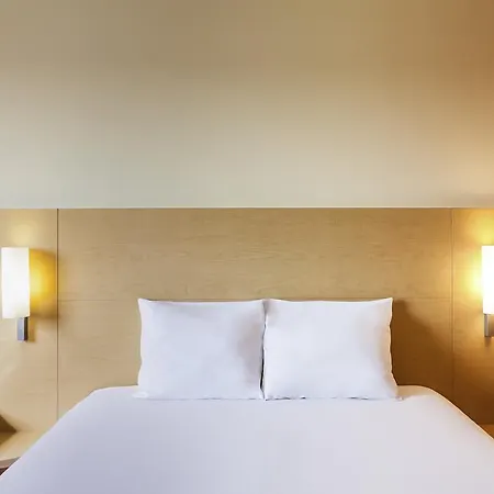 Ibis Guingamp Coeur De Bretagne